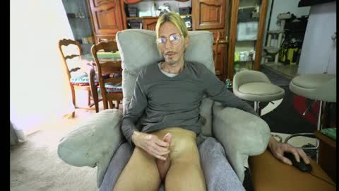 jeff online show from April 8, 7:08 am