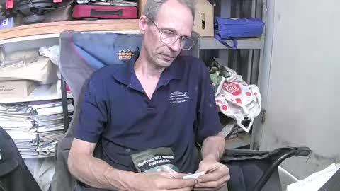 04oldskool online show from December 20, 4:09 am