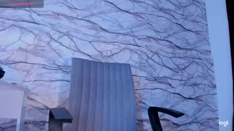 naty online show from January 4, 1:52 am