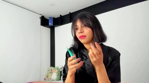 Snapshot of 0amy1 chatting on November 11, 12:54 am amy online show from November 11, 12:54 am