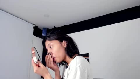 Snapshot of 0amy1 chatting on November 17, 11:21 pm amy online show from November 17, 11:21 pm