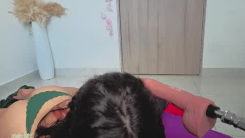 Snapshot of 0ne_of_0ne chatting on September 15, 8:31 pm Steven e online show from September 15, 8:31 pm