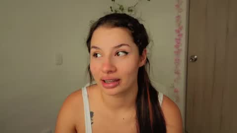 Snapshot of 0ne_of_0ne chatting on September 24, 10:35 pm Steven e online show from September 24, 10:35 pm