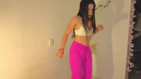 Snapshot of 0ne_of_0ne chatting on November 3, 2:13 am Steven e online show from November 3, 2:13 am