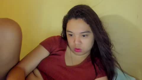 0wwlo0k online show from March 12, 5:49 pm