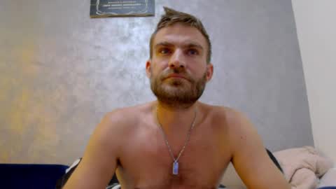 Snapshot of 10in_deluxe chatting on September 18, 6:37 am 10in_deluxe online show from September 18, 6:37 am