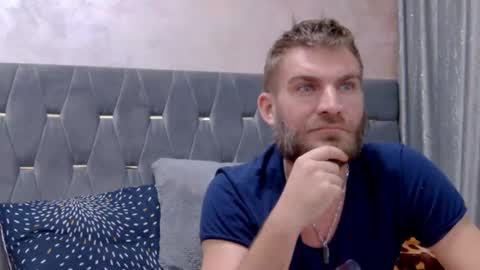 Snapshot of 10in_deluxe chatting on October 8, 9:51 am 10in_deluxe online show from October 8, 9:51 am