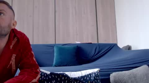 Snapshot of 10in_deluxe chatting on October 18, 6:48 am 10in_deluxe online show from October 18, 6:48 am