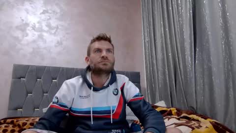 Snapshot of 10in_deluxe chatting on November 21, 7:40 am 10in_deluxe online show from November 21, 7:40 am