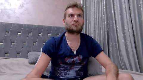 Snapshot of 10in_deluxe chatting on December 3, 7:16 am 10in_deluxe online show from December 3, 7:16 am