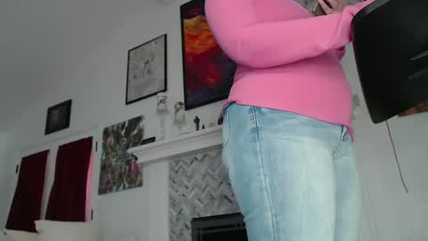 Aurora Willows online show from February 18, 7:19 pm