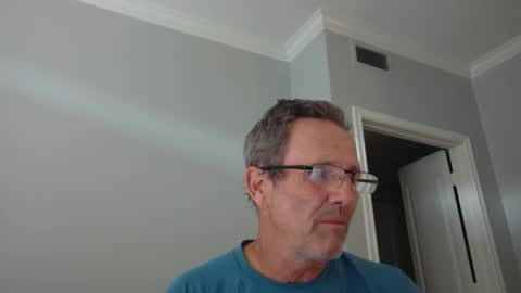 Snapshot of 13glanmorfa chatting on November 17, 4:13 pm 13glanmorfa online show from November 17, 4:13 pm