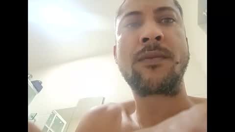 Snapshot of 155decuzinho chatting on November 5, 8:31 pm 155decuzinho online show from November 5, 8:31 pm