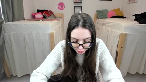 Snapshot of 18perfecttits chatting on February 6, 12:05 pm 18perfecttits online show from February 6, 12:05 pm