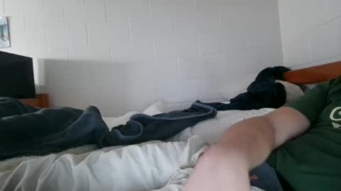 18skinnypee online show from March 3, 9:53 pm