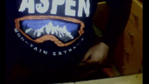 19feetlover903 online show from March 12, 7:06 pm