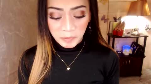 Snapshot of 1bigsurprise4you chatting on October 26, 7:31 pm angel online show from October 26, 7:31 pm