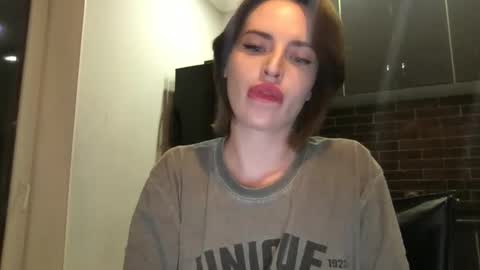 DOVE online show from December 15, 3:31 pm