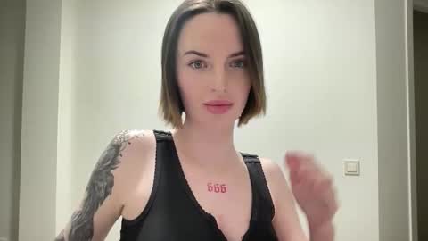 DOVE online show from October 19, 6:52 pm