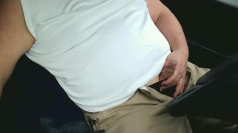 Snapshot of 1dumguy chatting on February 4, 10:24 pm 1dumguy online show from February 4, 10:24 pm