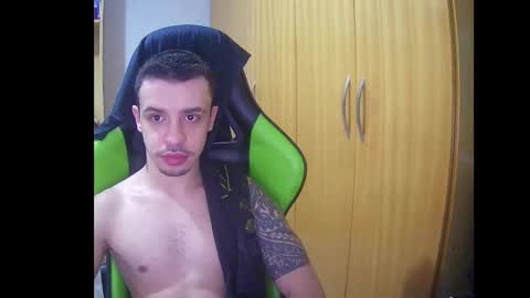 1good_vibes1 online show from January 8, 7:16 pm