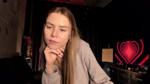 Lily 3 online show from January 19, 9:13 pm