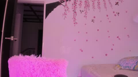 Snapshot of 1laiaa1 chatting on January 20, 5:48 am laiaa rivas online show from January 20, 5:48 am