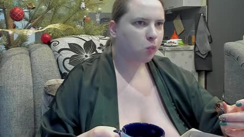 1LINDSEY1 online show from January 22, 4:02 am