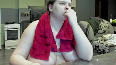 1LINDSEY1 online show from February 23, 8:28 am