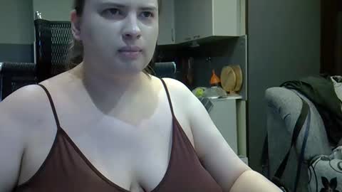 1LINDSEY1 online show from September 16, 3:57 pm