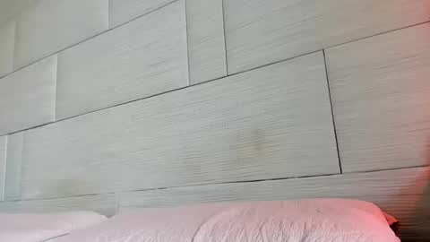 Snapshot of 1lovely1 chatting on February 12, 7:35 pm Onna online show from February 12, 7:35 pm