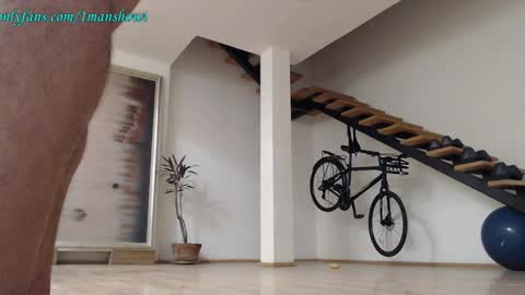 Snapshot of 1manshow11 chatting on December 9, 11:58 am 1manshow11 online show from December 9, 11:58 am