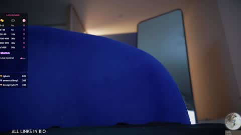 Snapshot of 1mari_01 chatting on February 3, 10:00 pm Marie online show from February 3, 10:00 pm