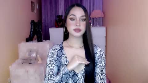 1miracle_tranny online show from November 18, 2:06 am