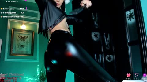 Moona  online show from December 24, 10:49 pm