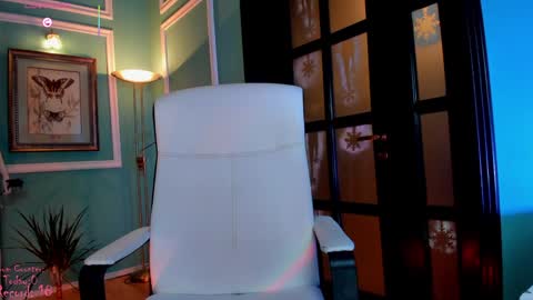 Moona  online show from January 31, 4:17 pm