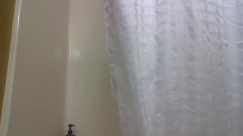 Snapshot of 1nastya8 chatting on September 24, 2:37 am TheShyOne18 online show from September 24, 2:37 am