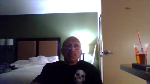 Snapshot of 1nastya8 chatting on September 28, 11:48 am TheShyOne18 online show from September 28, 11:48 am