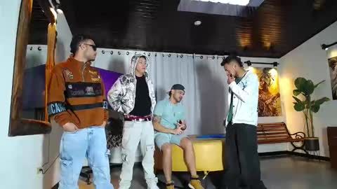 pushman online show from April 10, 11:37 am