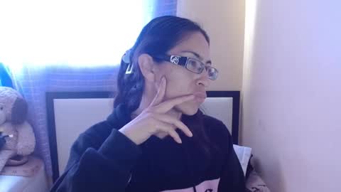 paola online show from September 15, 9:59 pm