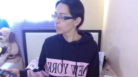 paola online show from September 17, 8:32 pm