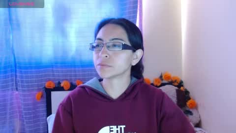 paola online show from November 5, 7:14 pm