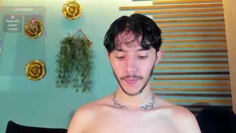 Snapshot of 1sebass chatting on September 22, 7:27 pm Sebastian online show from September 22, 7:27 pm