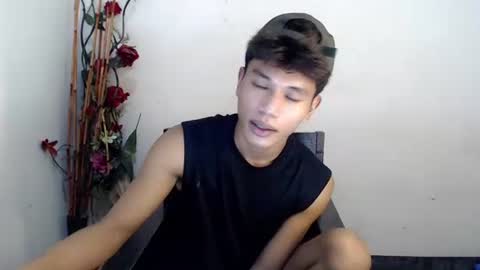 1sweetloverxx online show from February 13, 12:01 pm