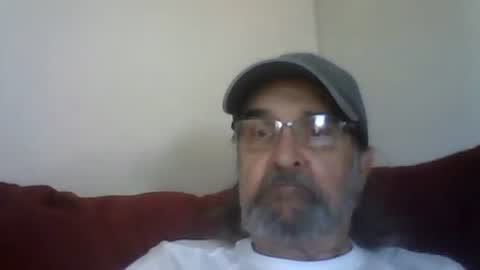 Snapshot of 1valentine chatting on November 9, 6:39 pm 1valentine online show from November 9, 6:39 pm