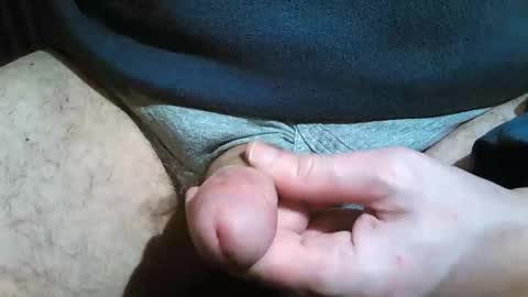 Snapshot of 2001uwuk chatting on February 23, 9:16 pm 2001uwuk online show from February 23, 9:16 pm