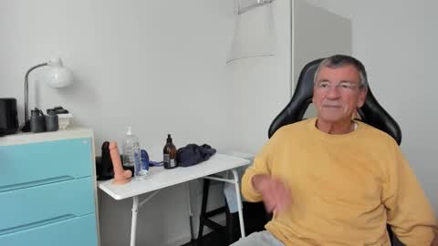 Henk online show from October 7, 1:30 pm