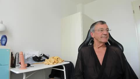 Henk online show from October 19, 12:17 pm