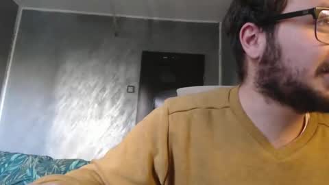 Snapshot of 21jus chatting on October 13, 11:43 am 21jus online show from October 13, 11:43 am