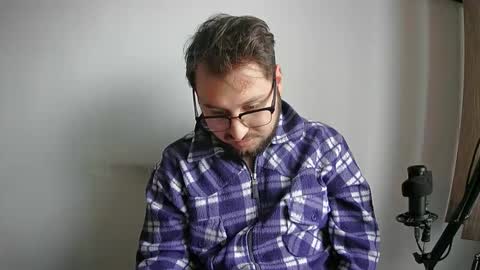 Snapshot of 21jus chatting on December 4, 11:08 am 21jus online show from December 4, 11:08 am